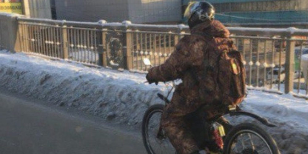 Proud bicyclist delighted Novosibirsk cycling at -21C
